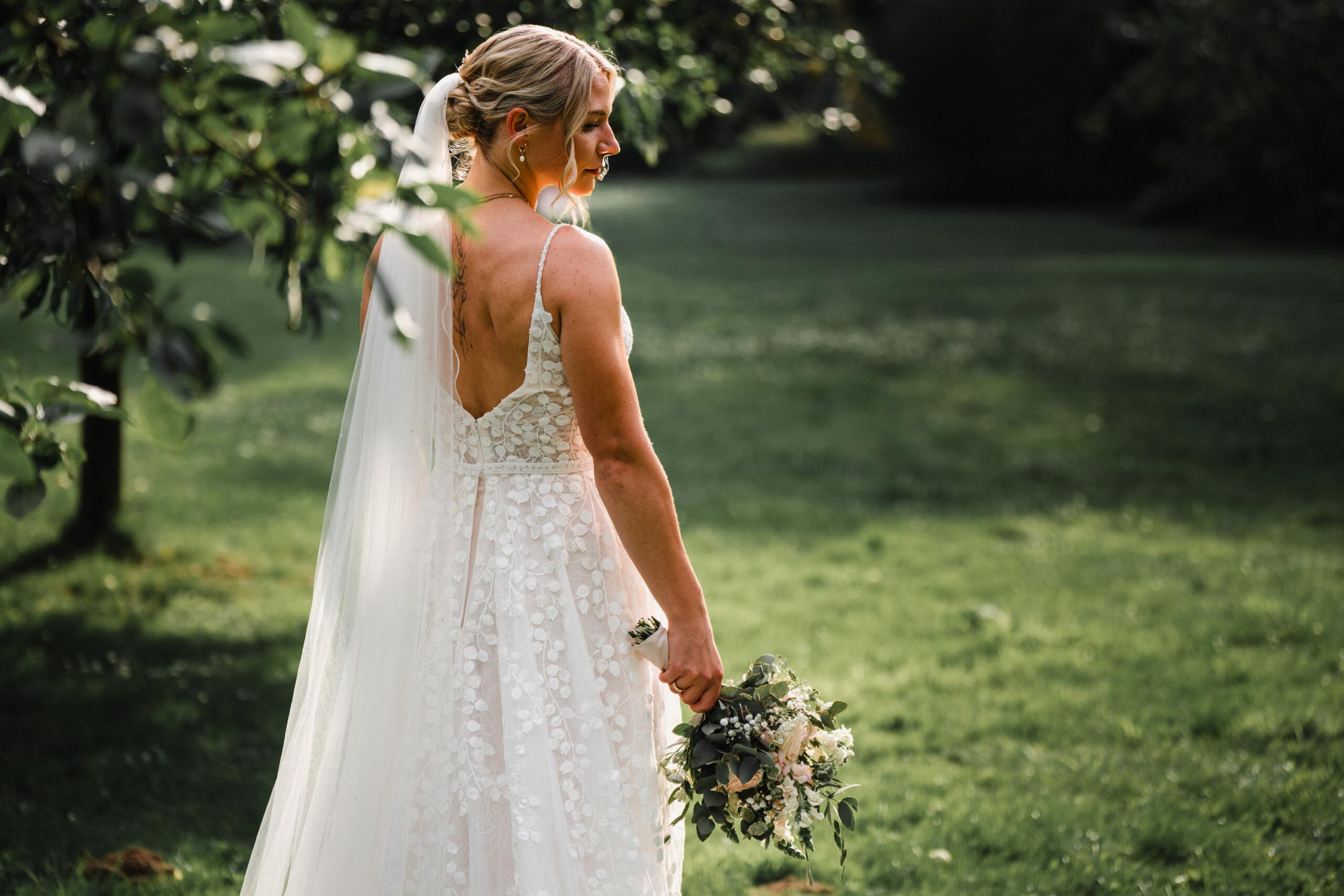 hochzeitsfotos hochzeitsfotograf hannover hochzeitsfotograf stephan groeger braut strauß